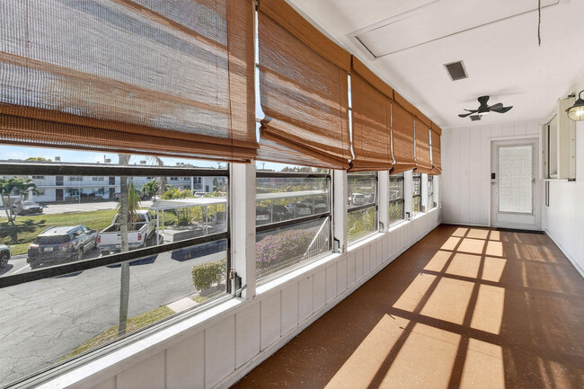 Building Photo - 3150 Meridian Way S