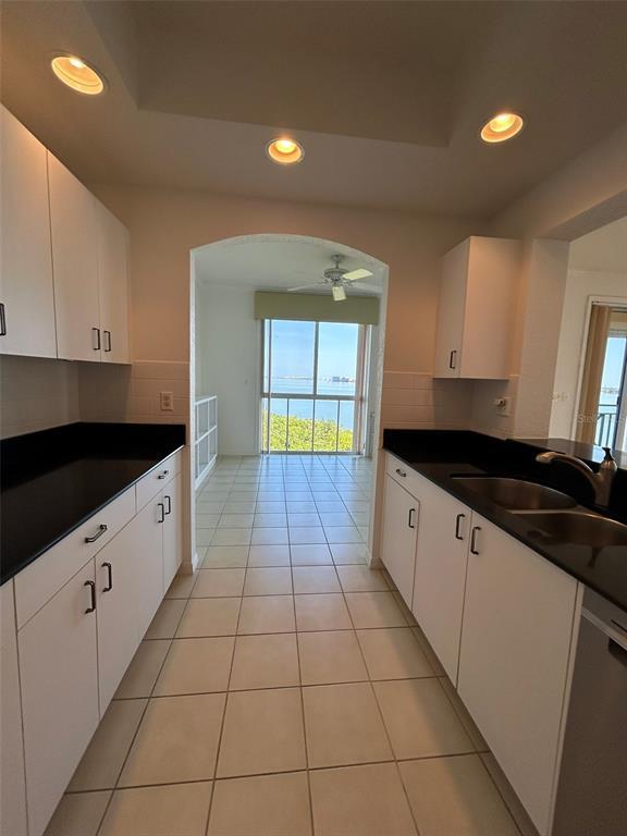 Building Photo - 4737 Dolphin Cay Ln S