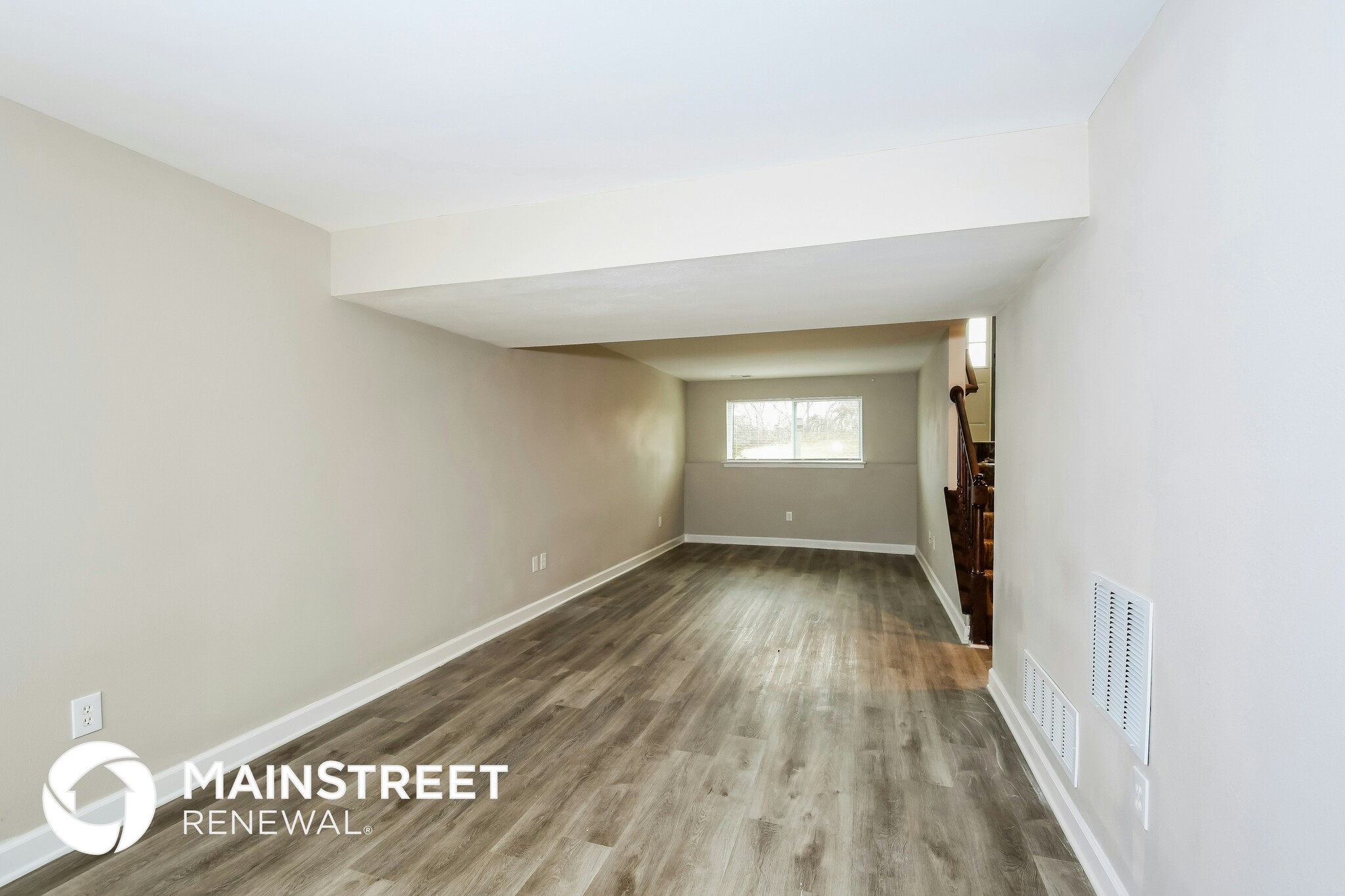 Building Photo - 5354 Trailview Dr