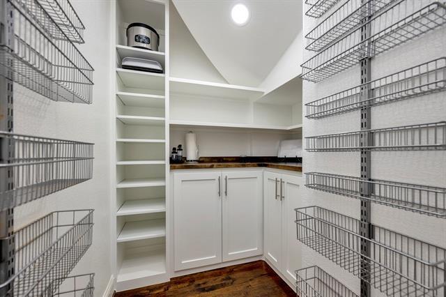 Building Photo - 4600 Crossvine Dr