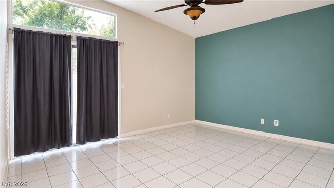 Building Photo - 44 Fantasia Ln