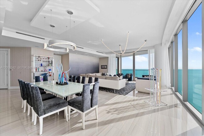 Building Photo - 17901 Collins Ave