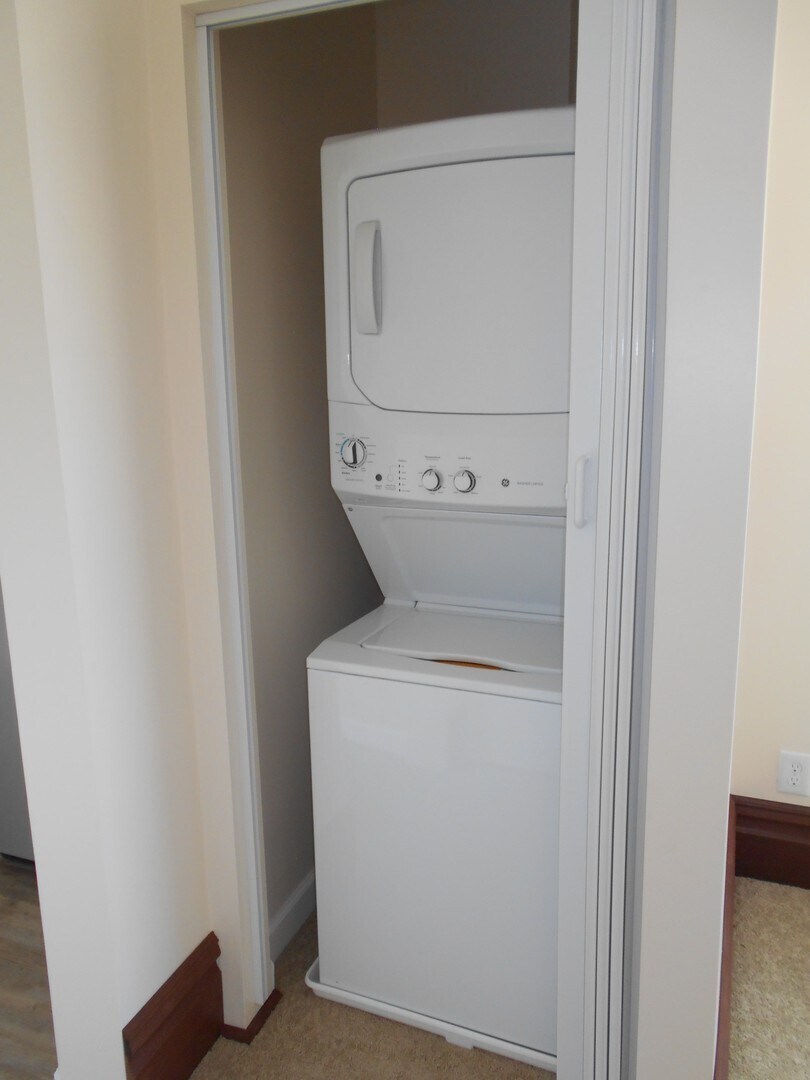 Building Photo - 1110 19th St