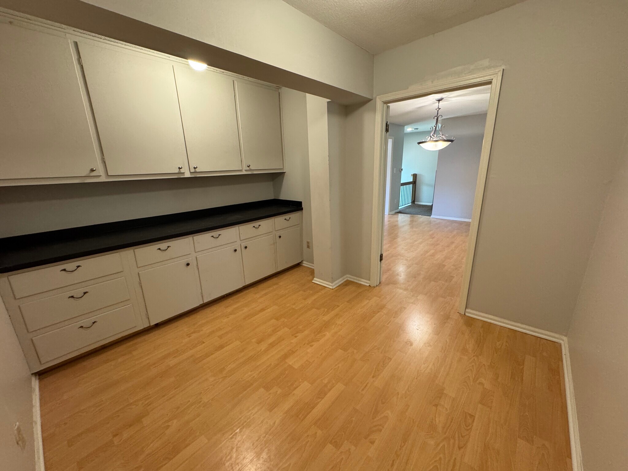 Building Photo - 10211 Cedarbrooke Ln