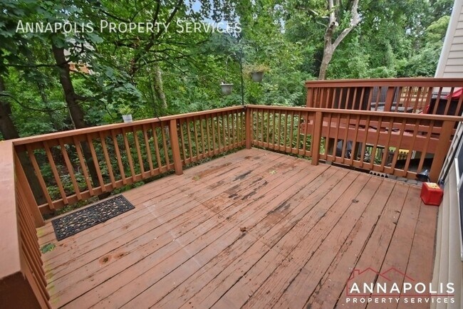 Building Photo - 30 Harbour Heights Dr