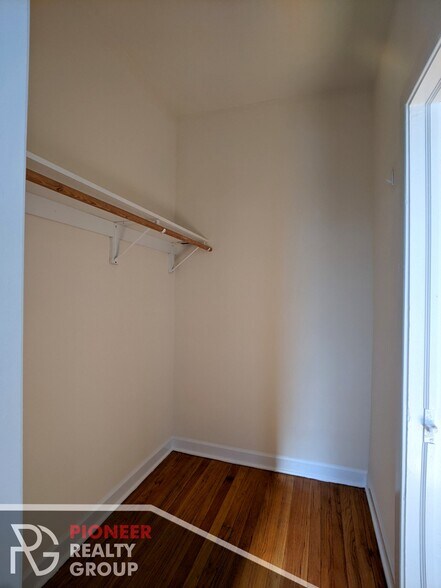 Building Photo - 3735 N Spaulding Ave
