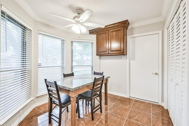 Building Photo - 10327 Brickyard Ct