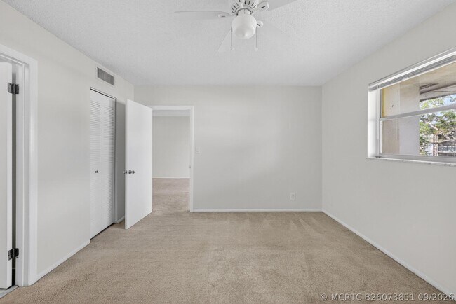 Building Photo - 7925 S Colony Cir