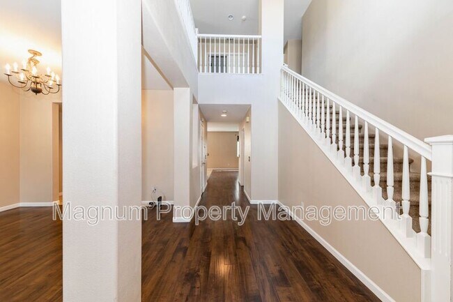 Building Photo - 29359 Milford Ct