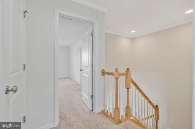 Building Photo - 42502 Dogwood Glen Square