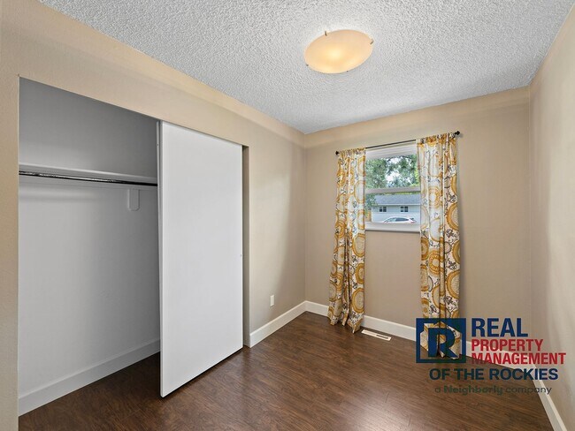 Building Photo - Charming 3-Bed, 1.5-Bath Home in Desirable West Fort Collins!