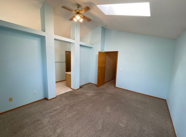 Building Photo - 10449 Hollyhock Court