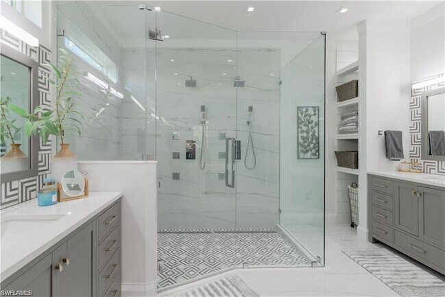 Building Photo - 5544 Lago Villaggio Way