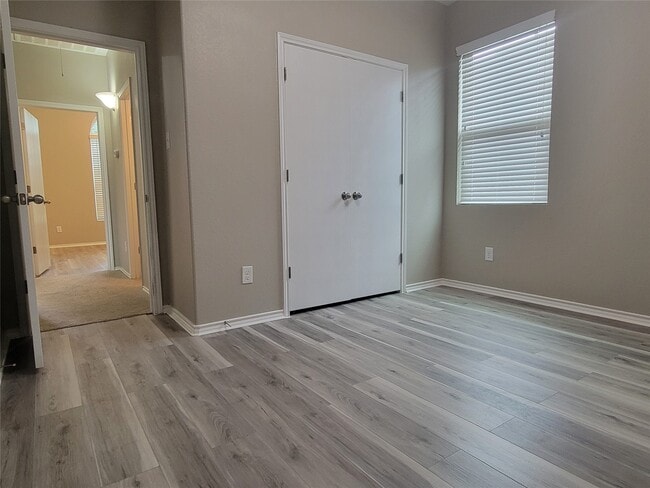 Building Photo - 5426 Floral Valley Ln