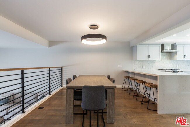 Building Photo - 13036 Mindanao Wy