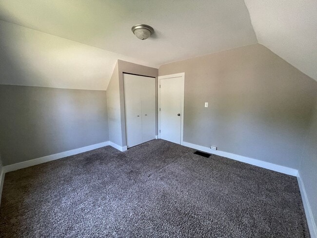 Building Photo - 1106 Titus Ave