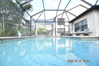 Building Photo - 13807 Moonstone Canyon Dr