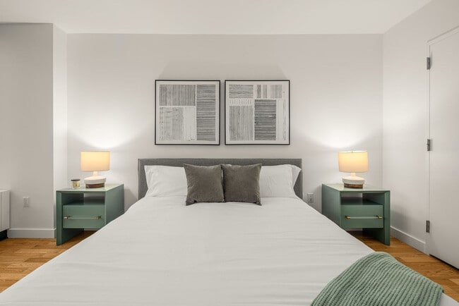 Building Photo - 1113 York Ave