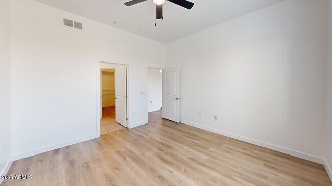 Building Photo - 9160 N 67th Ave