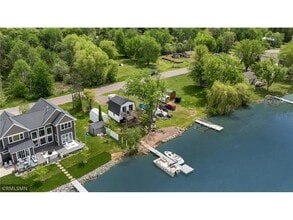 Building Photo - 28584 Lakewood Dr NW