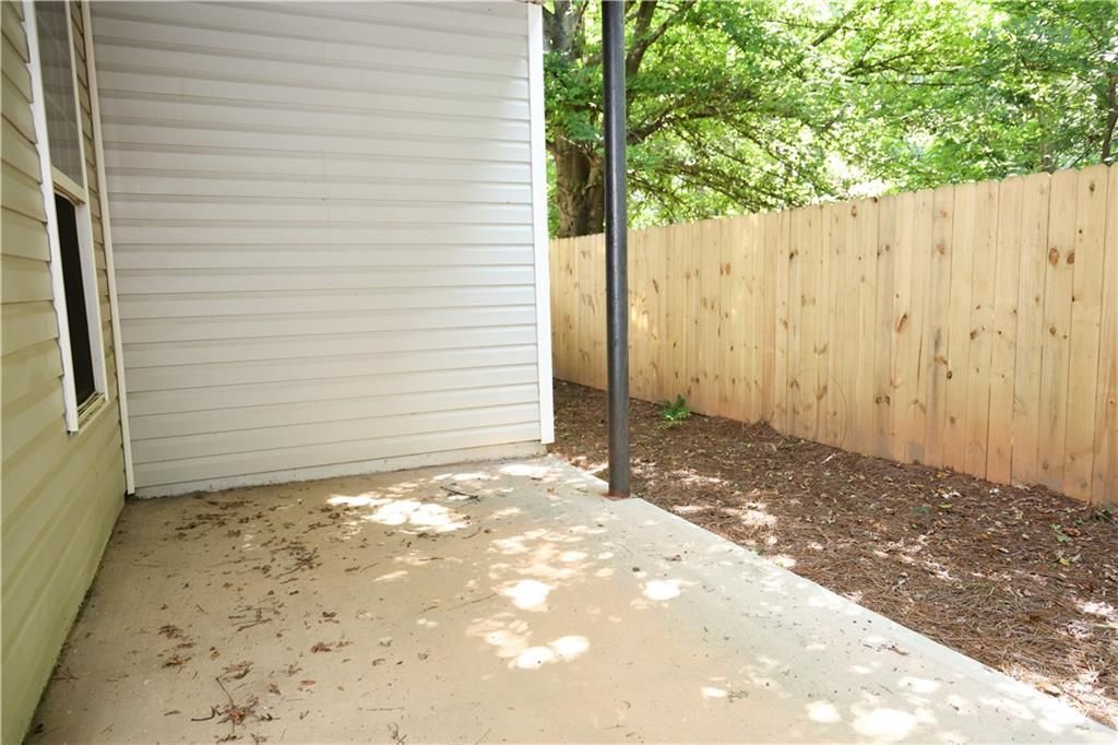 Building Photo - 6335 Waveland Dr
