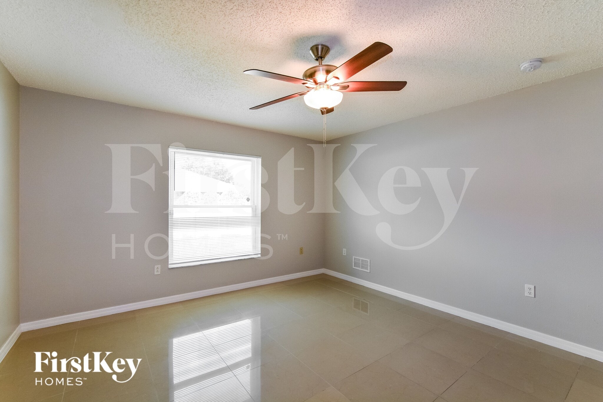 Building Photo - 307 Michigan Ln