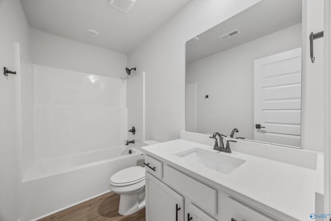 Building Photo - 27919 Chalmers Cir