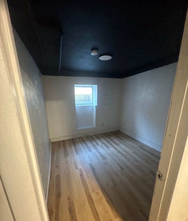 Building Photo - 1749 Stewart Blvd