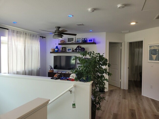 Building Photo - 91-1841-1841 Keaunui Dr