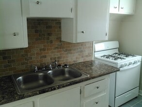 Building Photo - Affordable Living - 1 Bedroom 1 Bathroom -...