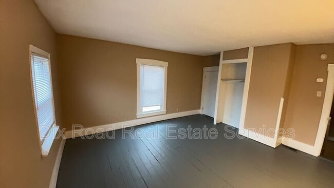 Building Photo - 406 South Seventh Street