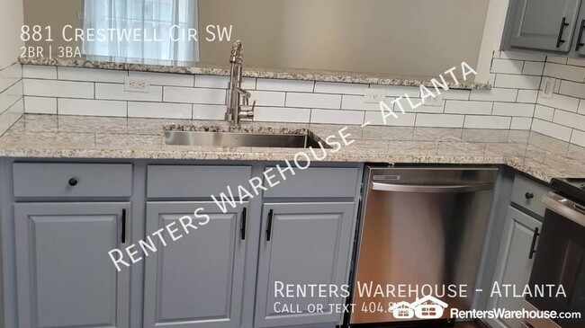 Building Photo - 881 Crestwell Cir