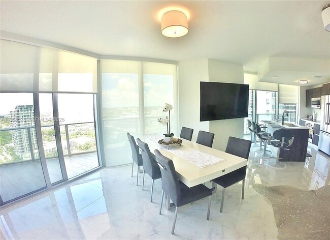 Building Photo - 488 NE 18th St