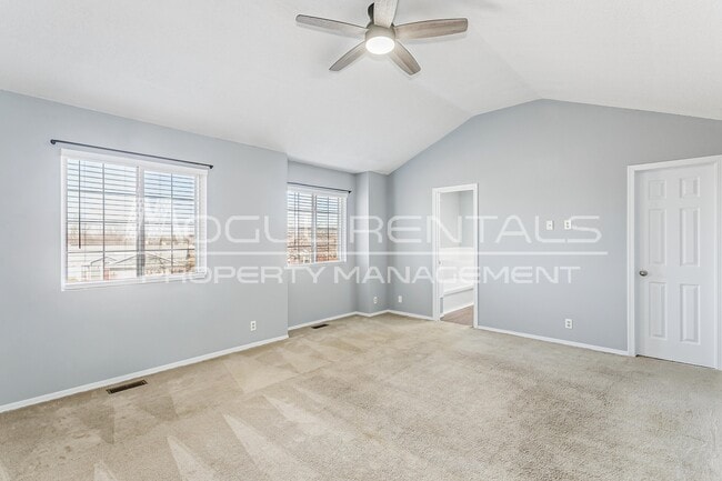 Building Photo - 9411 E Carson St