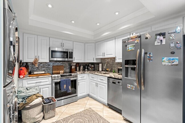 Building Photo - 3610 S Ocean Blvd