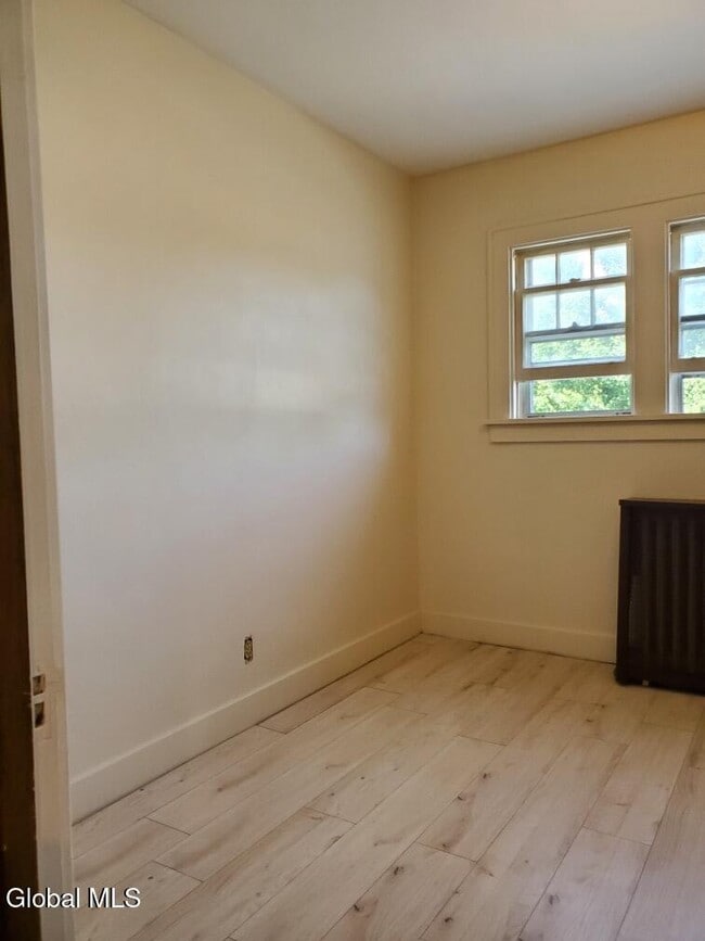 Building Photo - 1058 Washington Ave