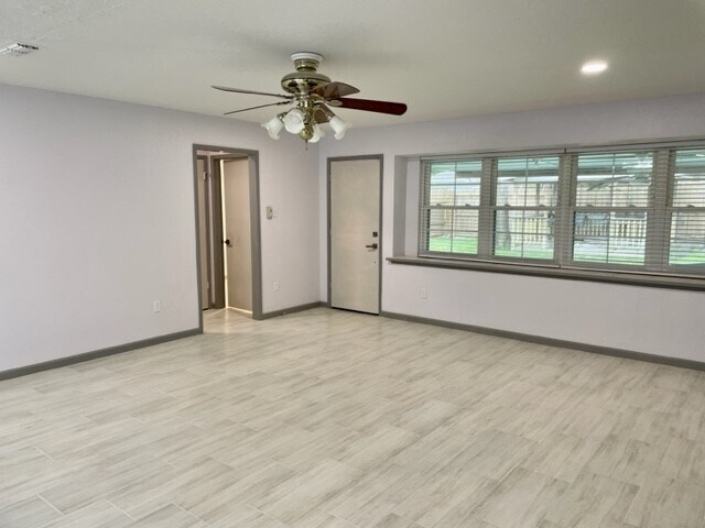 Building Photo - 710 Voyager Dr