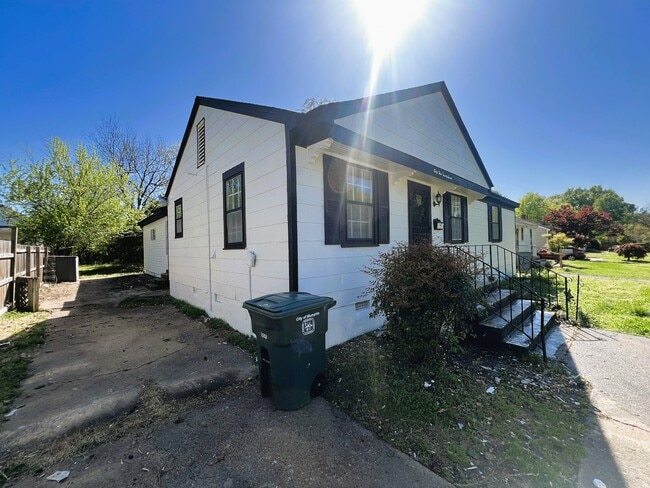 Building Photo - 4327 Zelda Ln