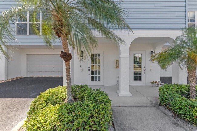 Building Photo - 3923 Cape Haze Dr