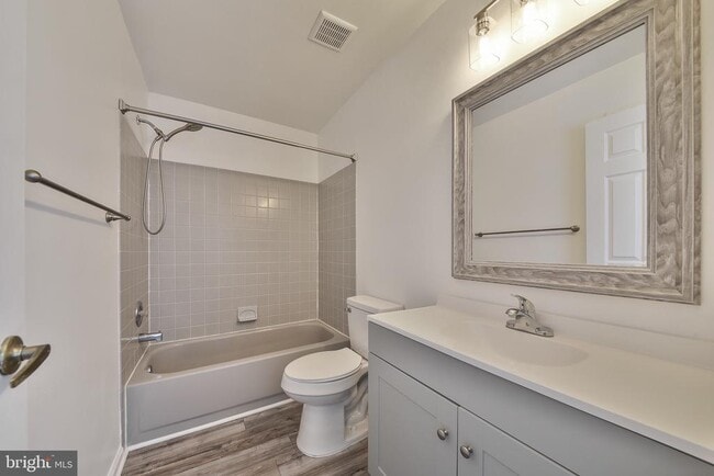 Building Photo - 35 Nutmeg Pl