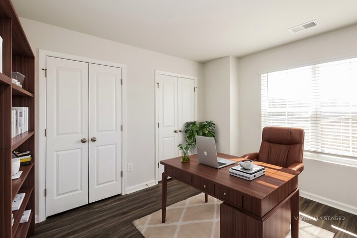 Building Photo - 251 Dorian Lp