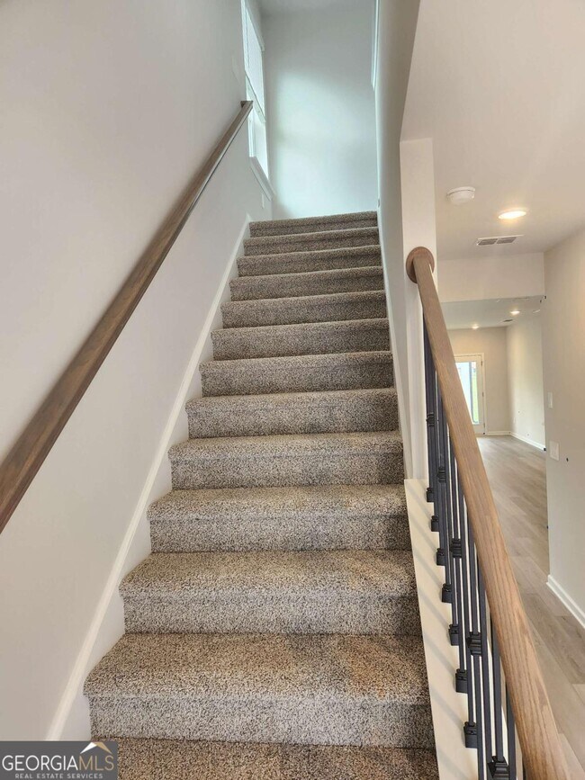 Building Photo - 2576 Double Oak Trl