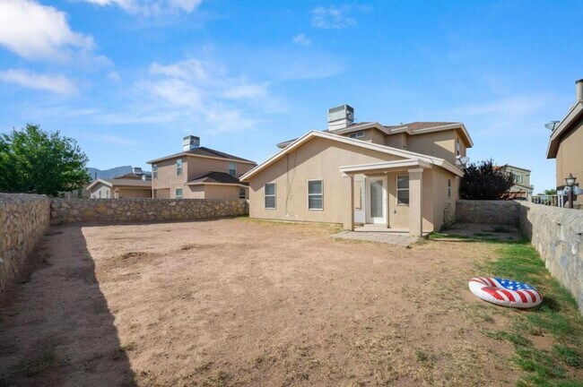 Building Photo - 5324 Lucio Moreno Dr