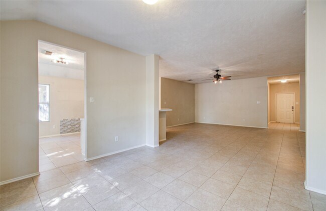 Building Photo - 98 S Vesper Bend Cir