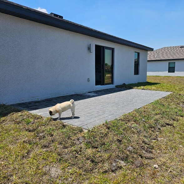 Building Photo - 839 Yellowbird Dr