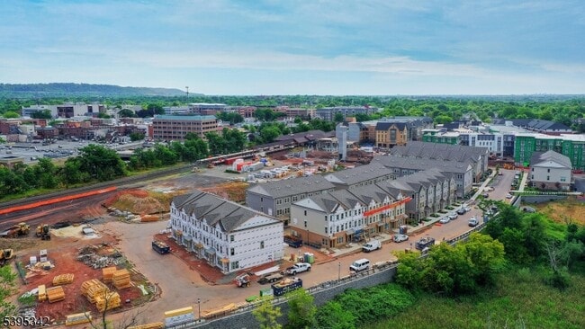 Building Photo - 95 Robeson St