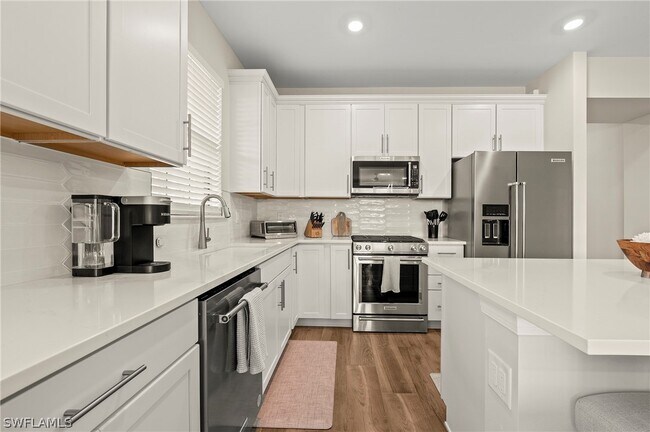 Building Photo - 11661 Venetian Lagoon Dr