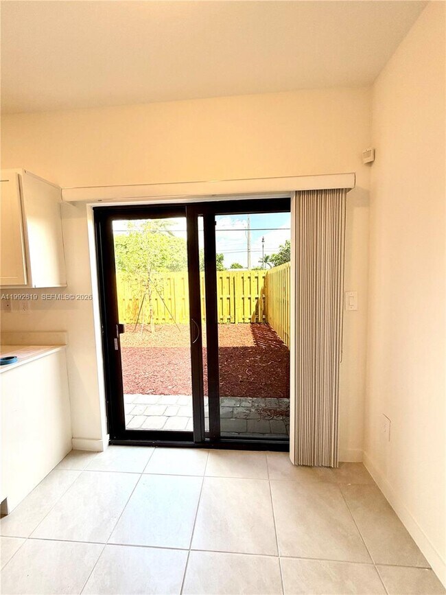 Building Photo - 359 NE 16th St