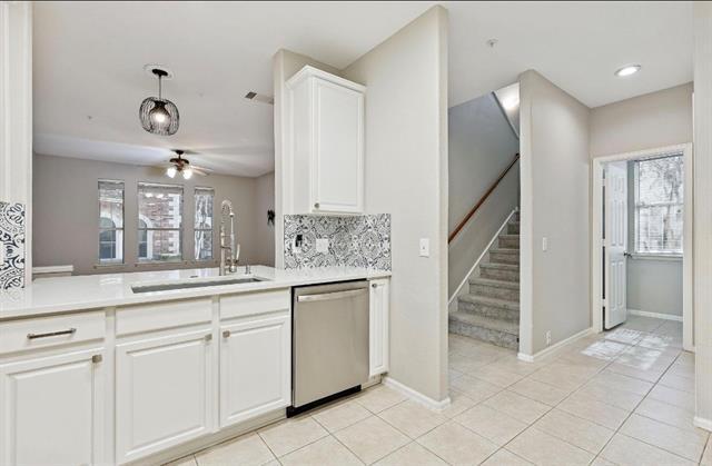 Building Photo - 152 Leonard St