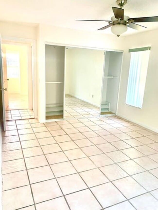 Building Photo - 107 Gibraltar St